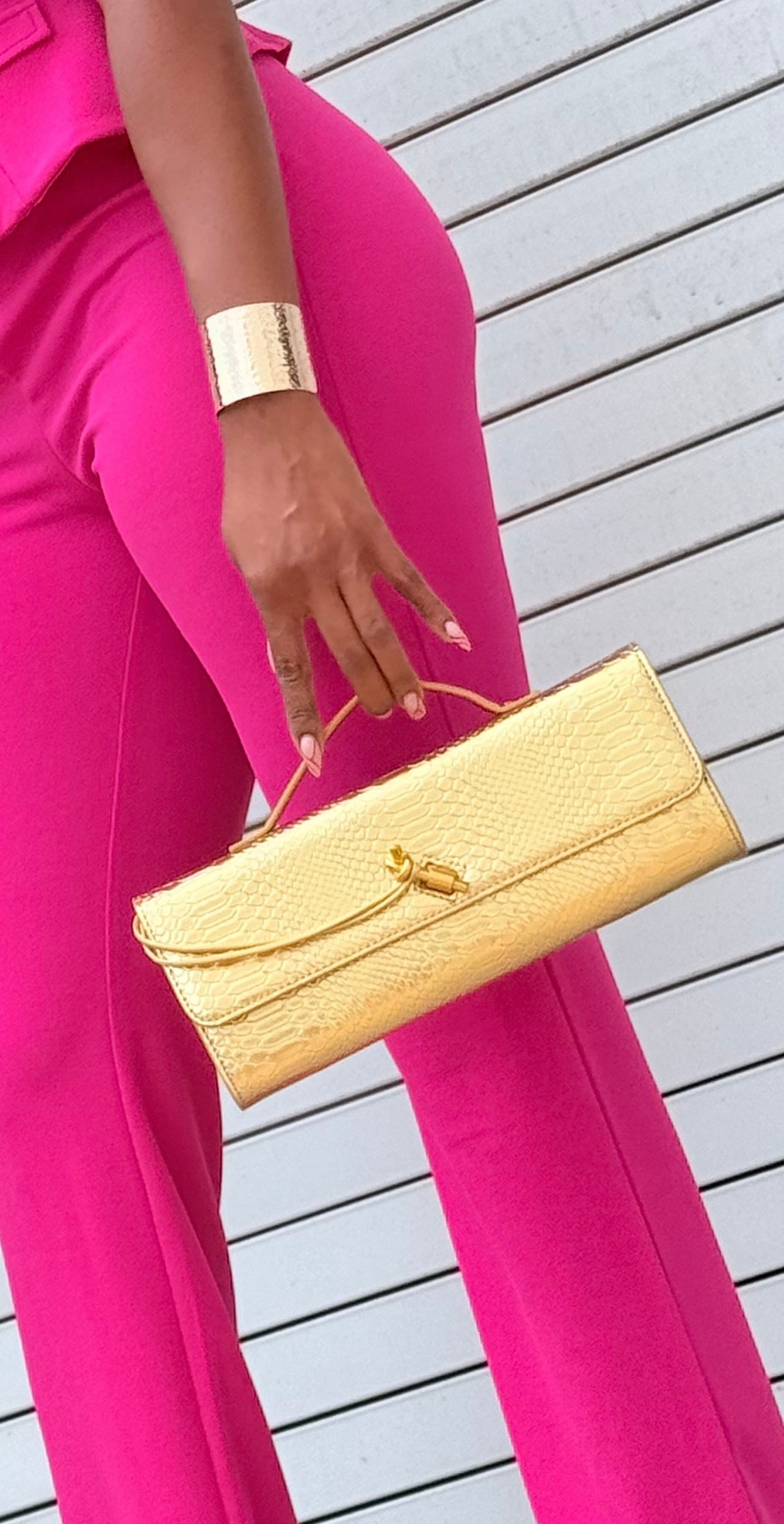 Metallic Clutches