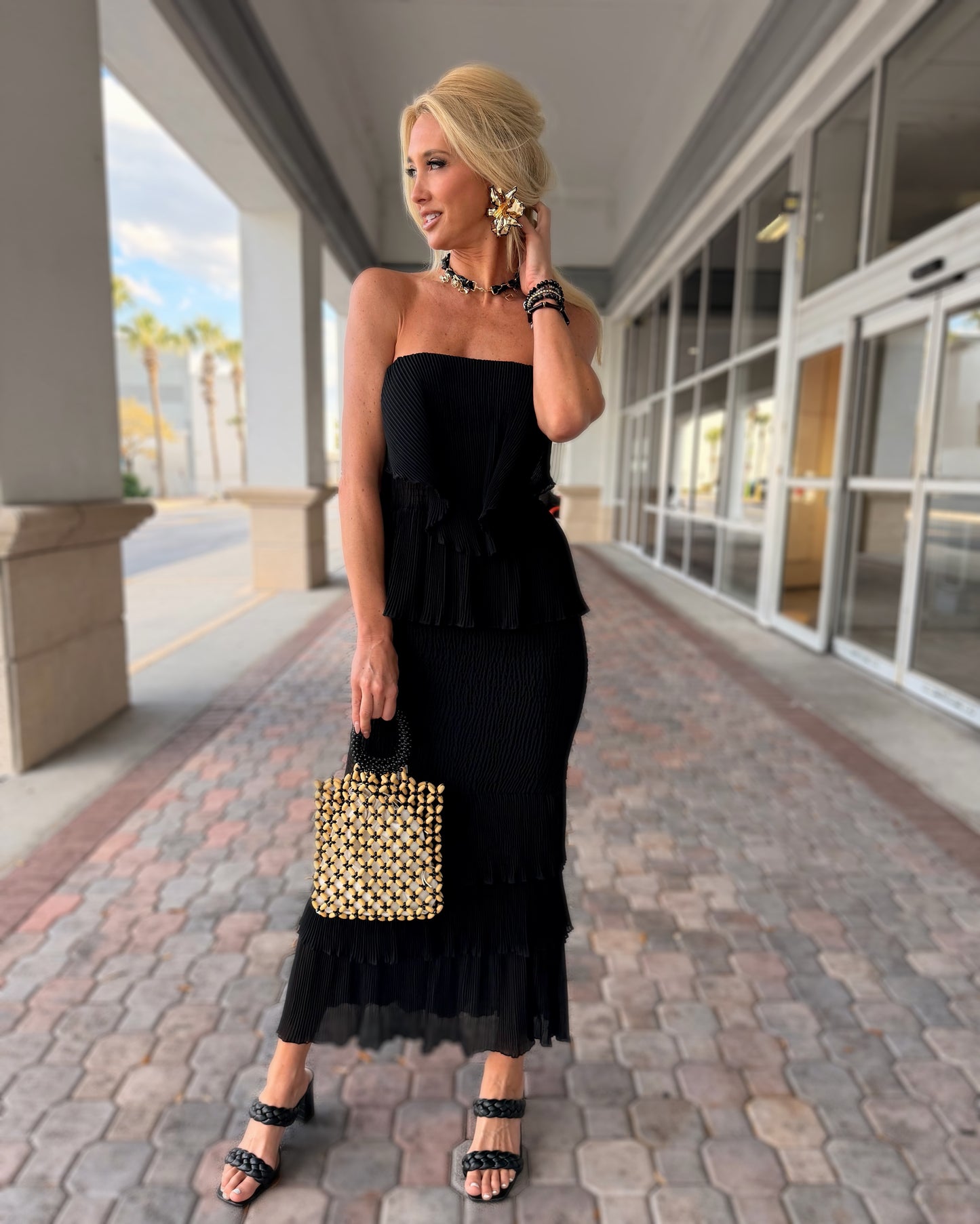 Ruffle Maxi (Black)