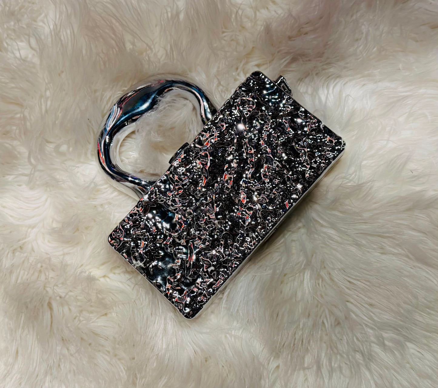 Hard Shell Clutch