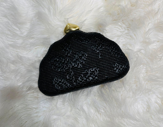 The Monroe Clutch